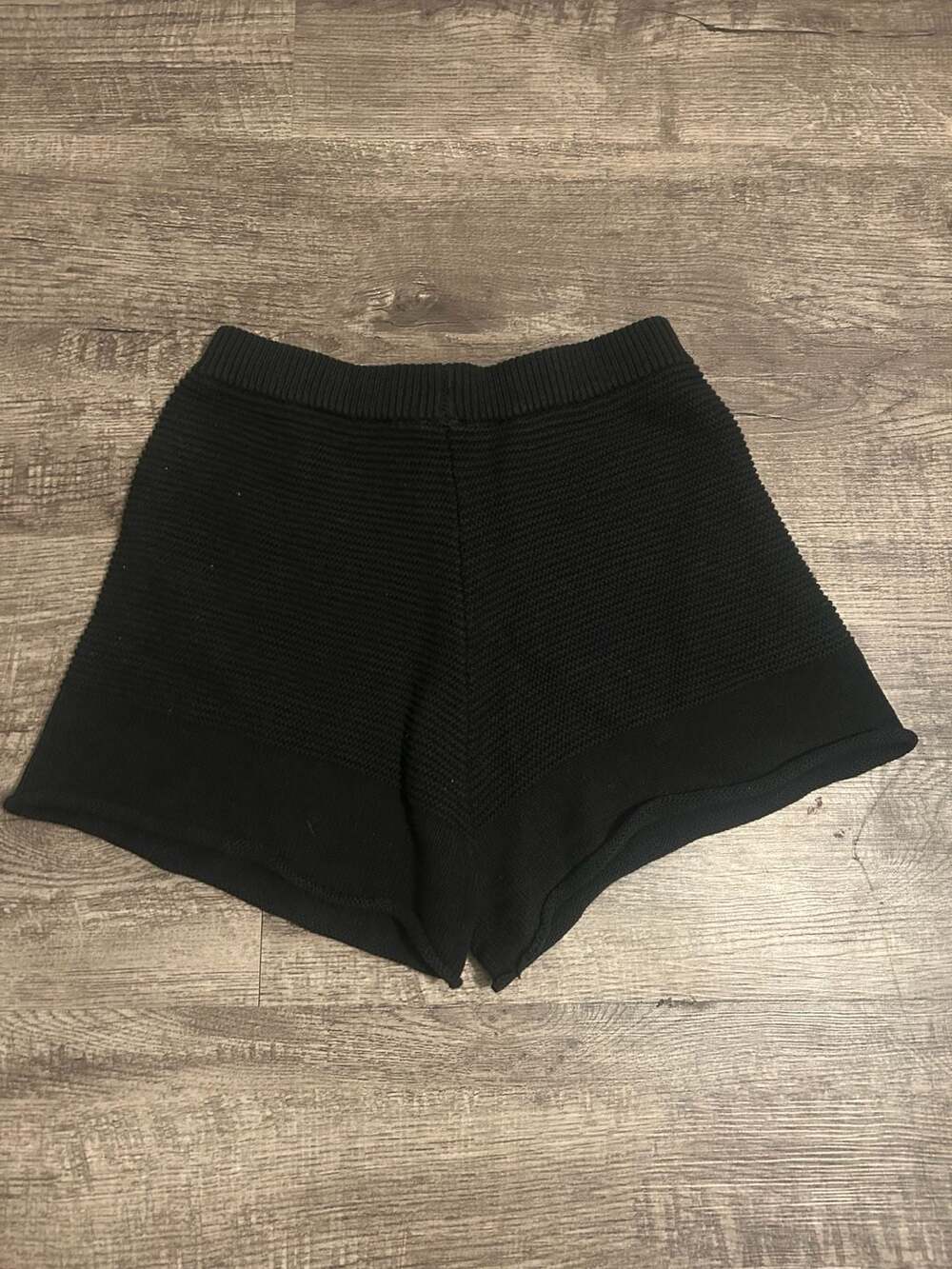 Princess Polly Black Knit Shorts Size L/XL - Picture 3 of 4
